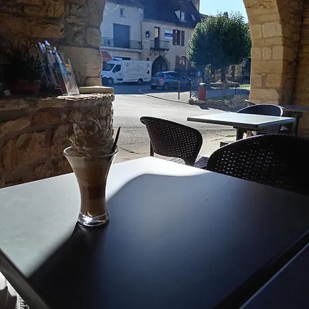 Independant 30mn Sarlat Σαλέ *